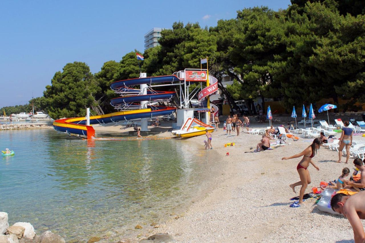 Apartments With A Parking Space Makarska - 12211 Exterior photo