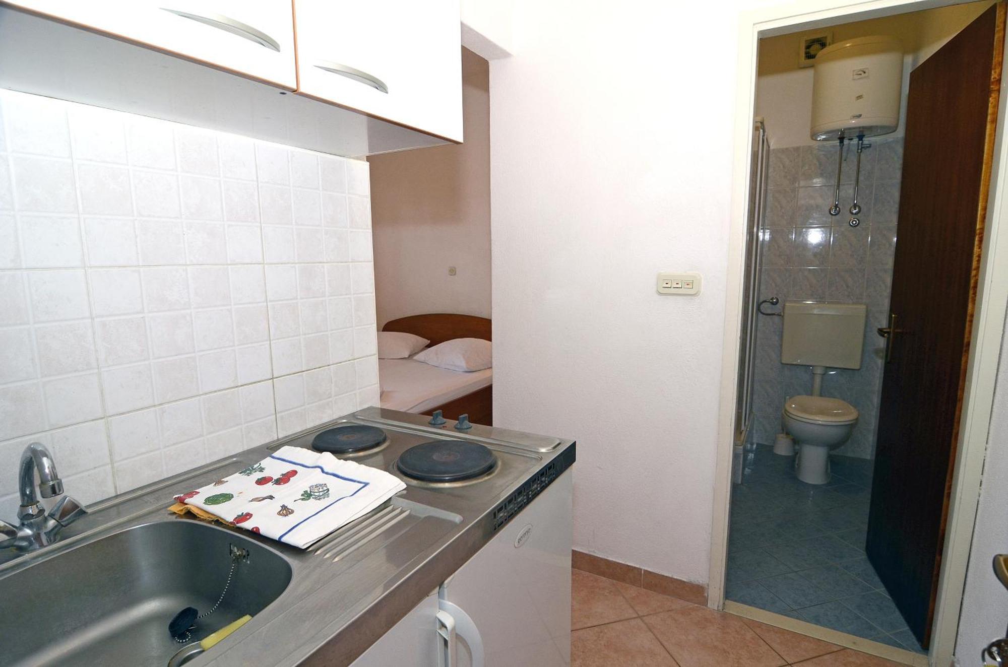 Apartments With A Parking Space Makarska - 12211 Room photo